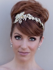 Menyasszonyi frizura ,hosszú barna hajból 9, Bridal long brown hair 9 Forrás:http://www.etsy.com